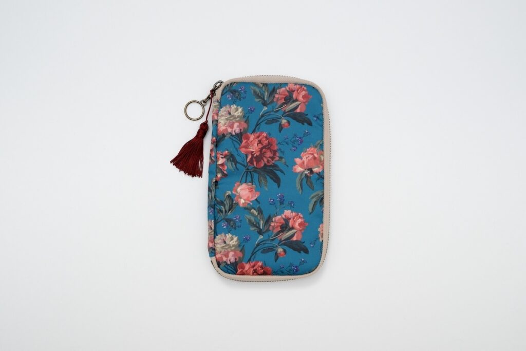 花柄のひきだしポーチ