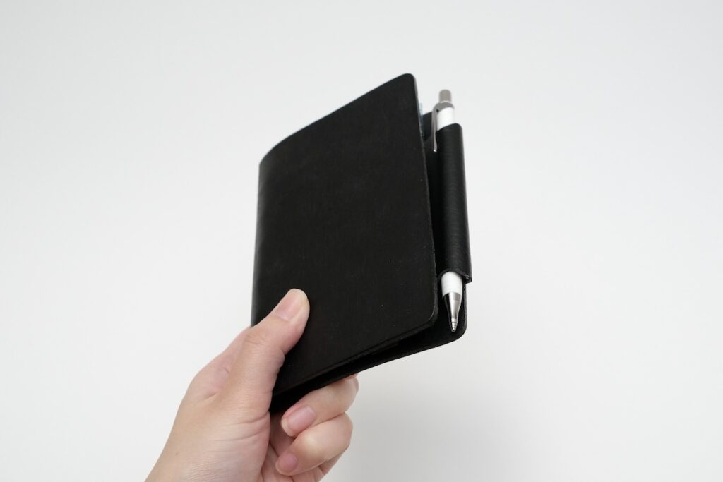 手に持ったシステム手帳プロッター